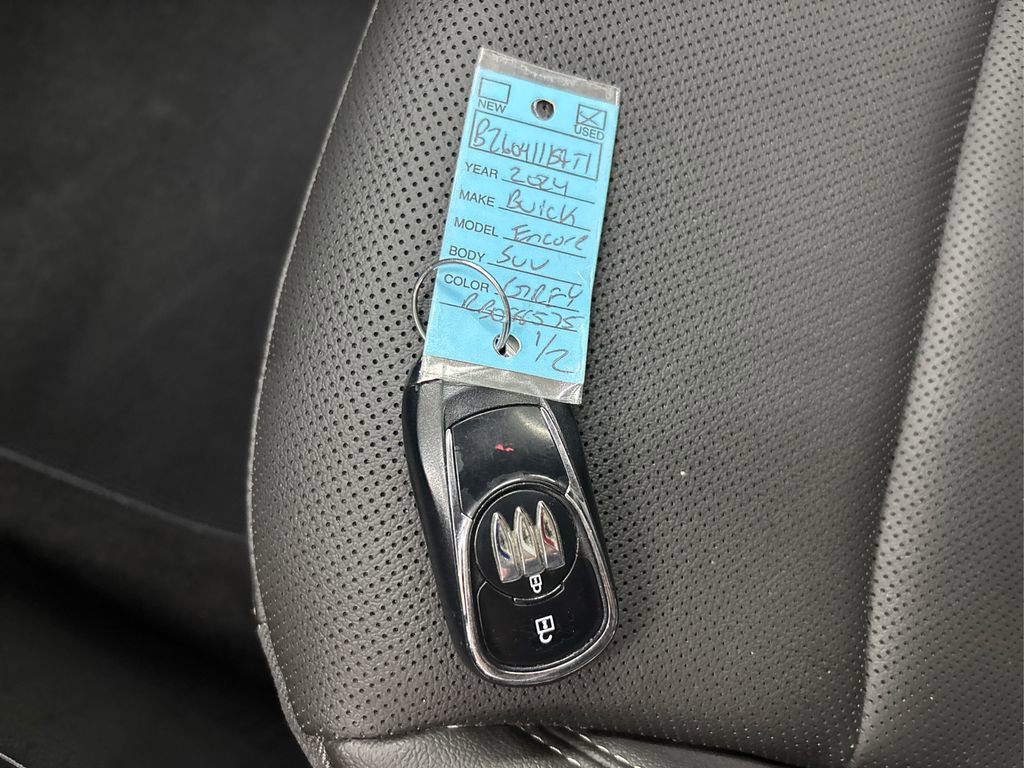 Used 2024 Buick Encore GX Sport Touring image 34