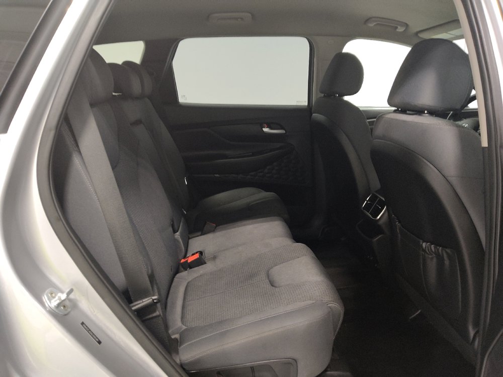 Used 2020 Hyundai Santa Fe SE image 19
