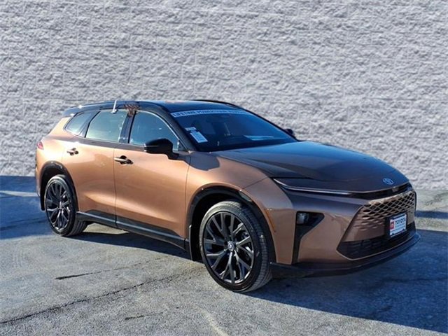 New 2026 Toyota Crown Signia w/ Advanced Technology Package image 1