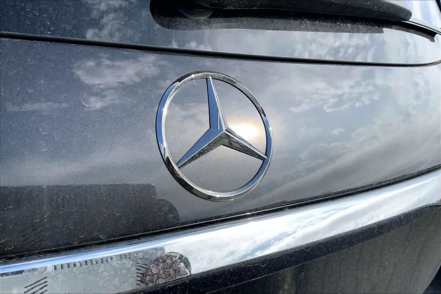 Used 2024 Mercedes-Benz GLC 300 4MATIC image 10