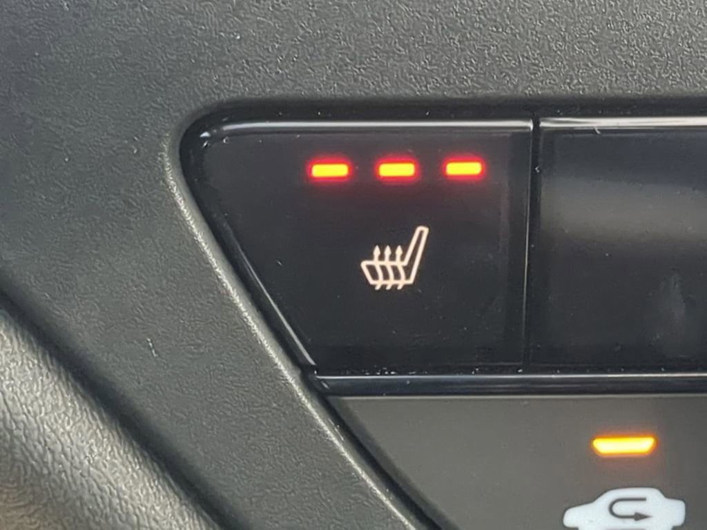 Certified 2024 Honda Accord EX image 23