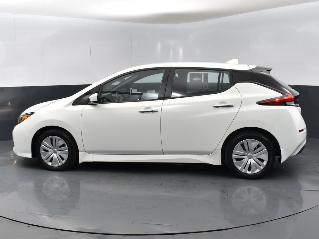 Used 2024 Nissan Leaf S image 5
