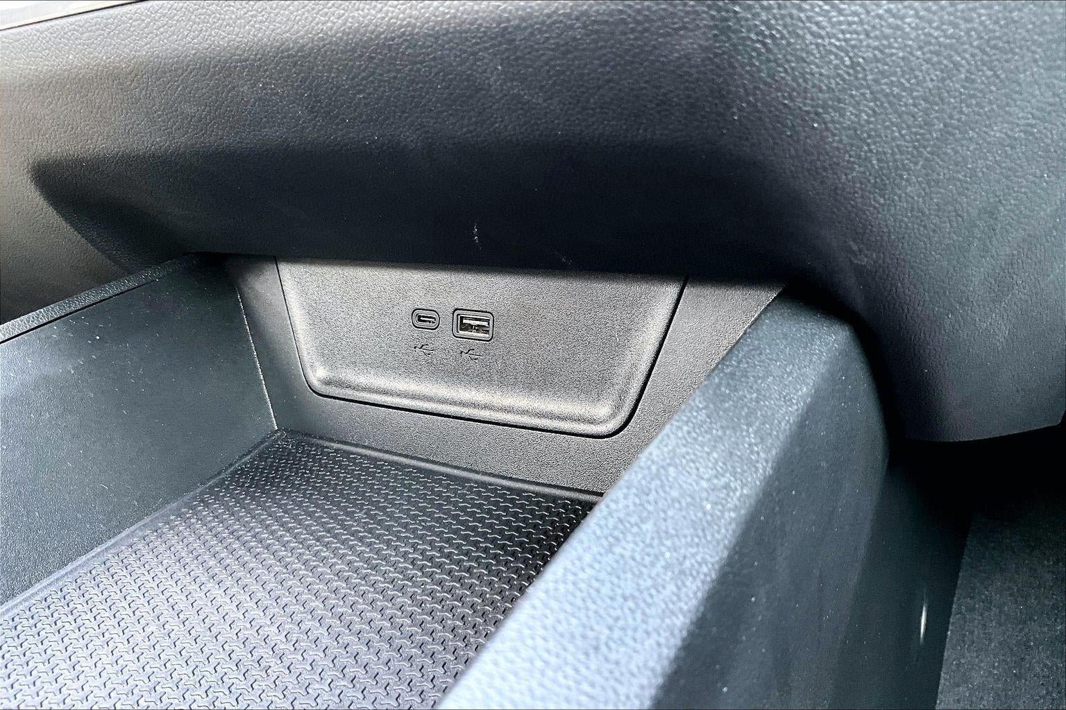 Used 2026 Chevrolet Equinox LT FWD image 15
