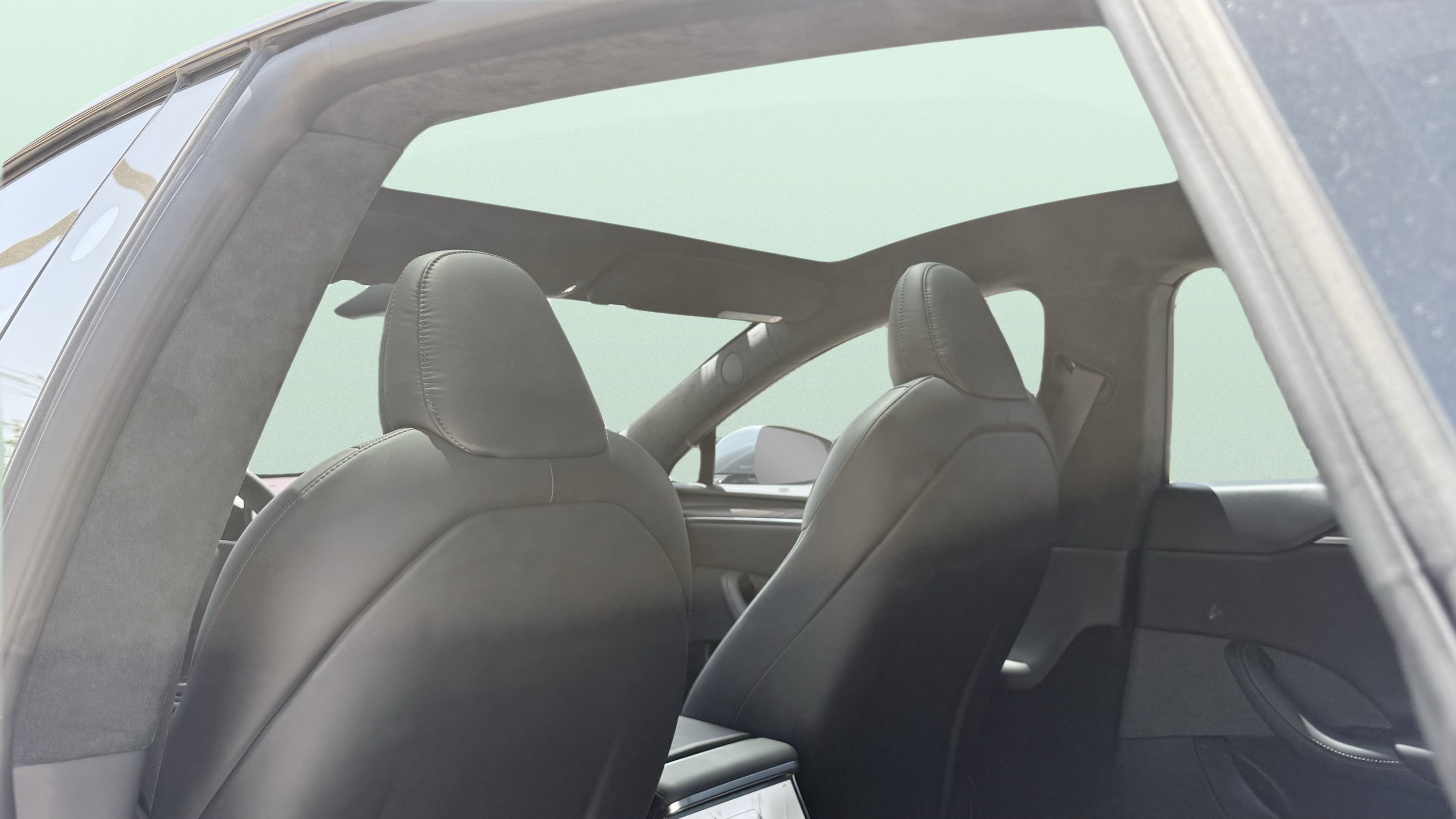 Used 2025 Tesla Model S AWD/4WD image 33