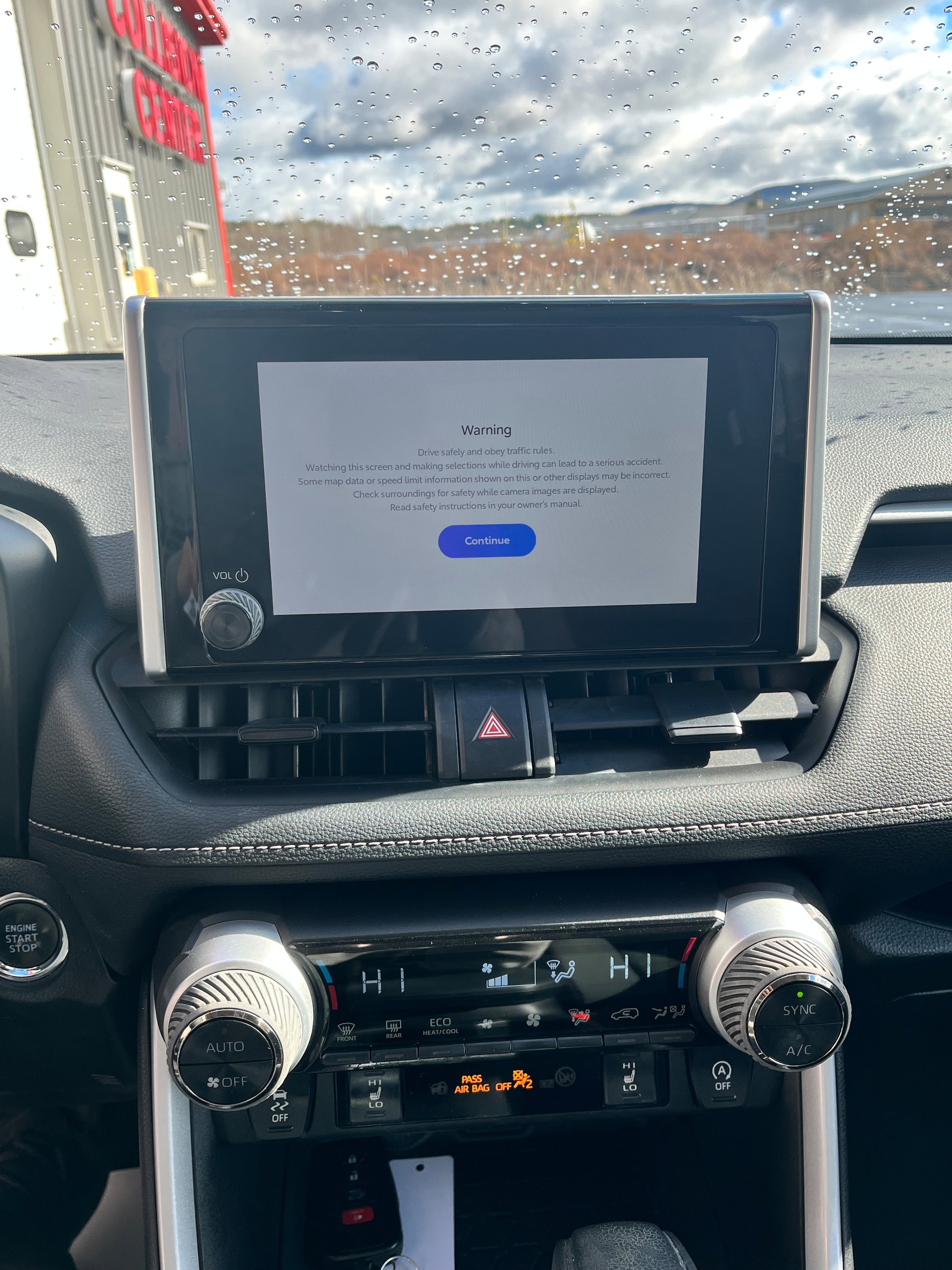 Used 2023 Toyota RAV4 XLE w/ Convenience Package AWD/4WD image 9