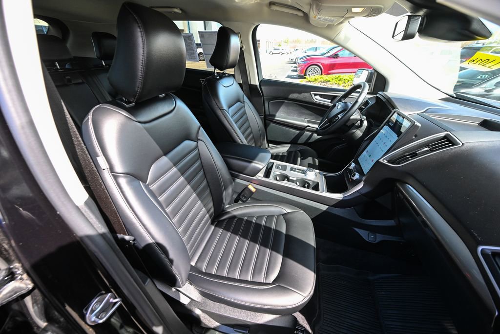 Certified 2024 Ford Edge SEL w/ Convenience Package AWD/4WD image 26