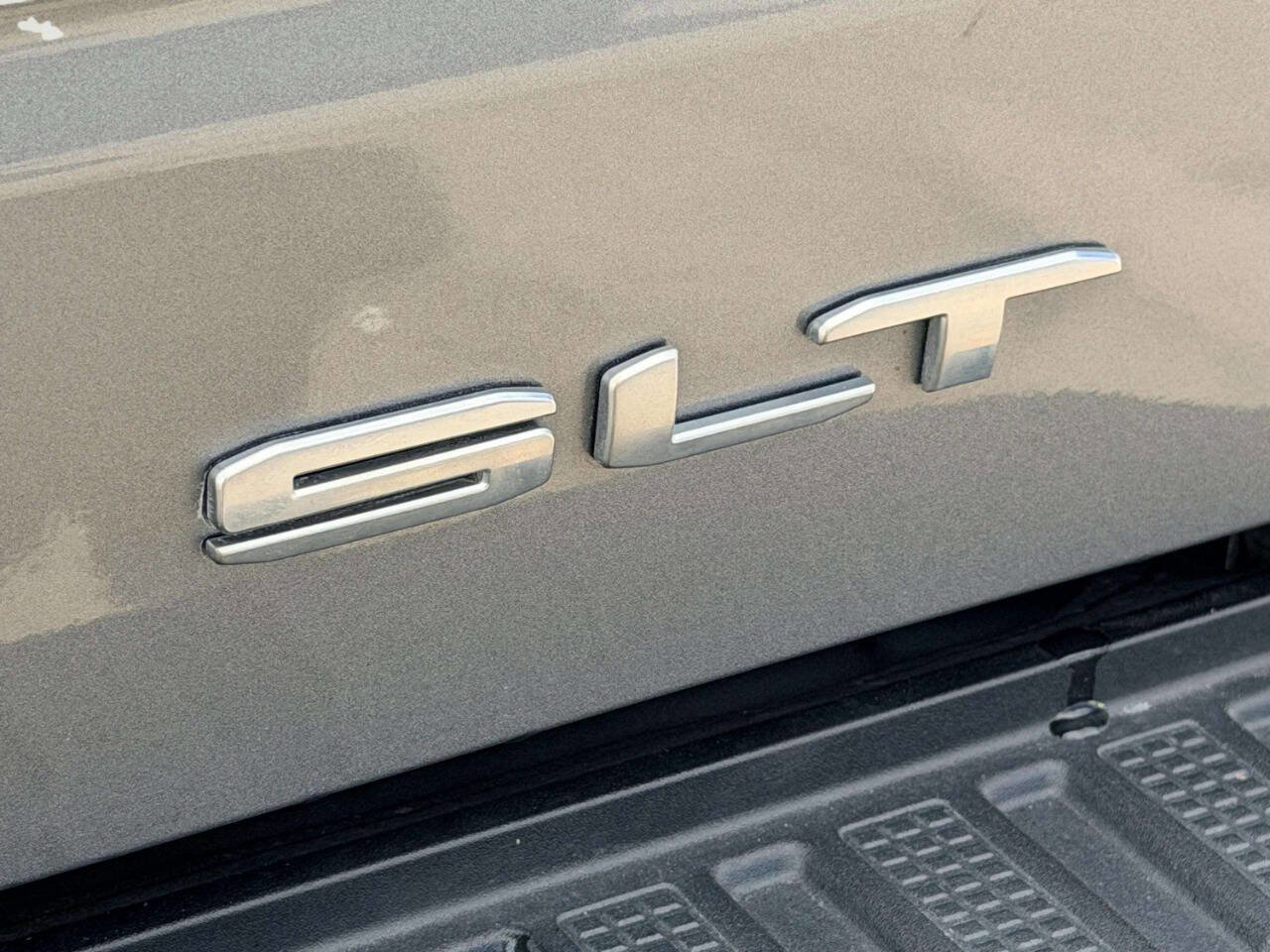 Used 2020 GMC Sierra 1500 SLT w/ SLT Premium Plus Package image 5