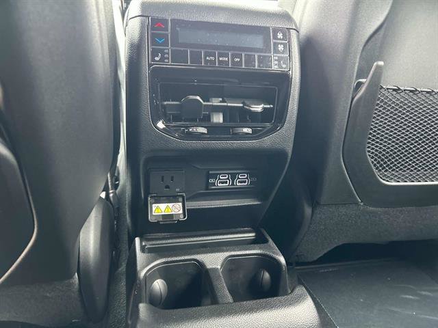 New 2025 Jeep Grand Cherokee L Limited image 8