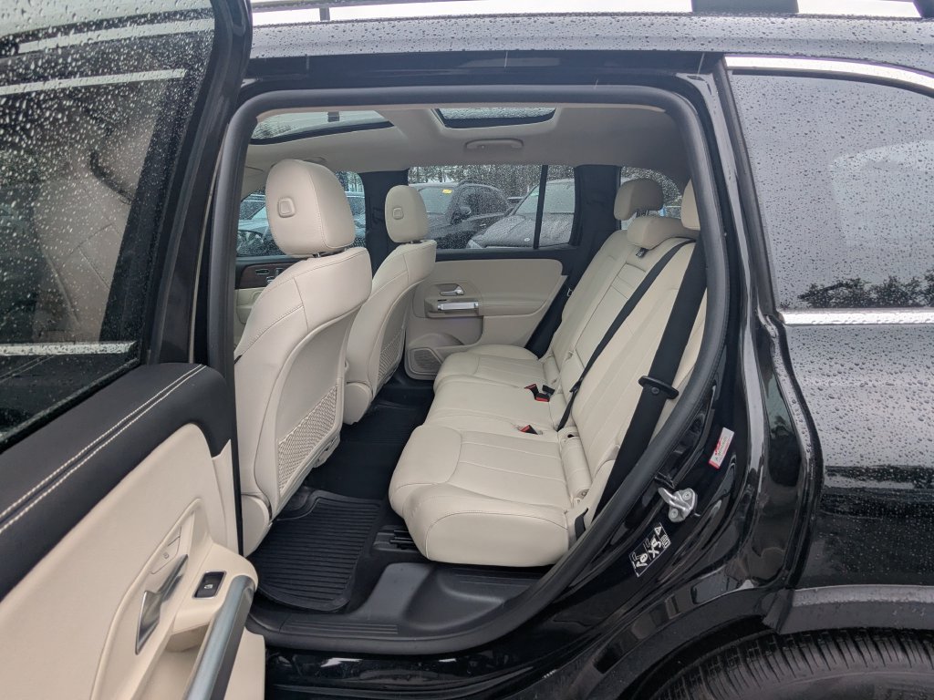 Certified 2023 Mercedes-Benz GLB 250 image 27