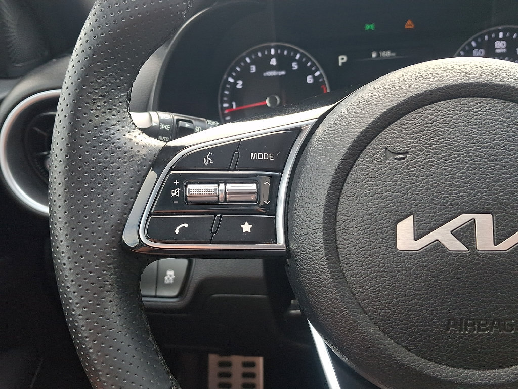 Used 2022 Kia Forte GT-Line w/ GT-Line Premium Package FWD image 22