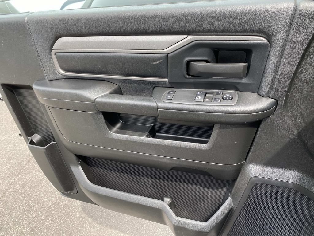 Used 2022 RAM 4500 Tradesman RWD image 25