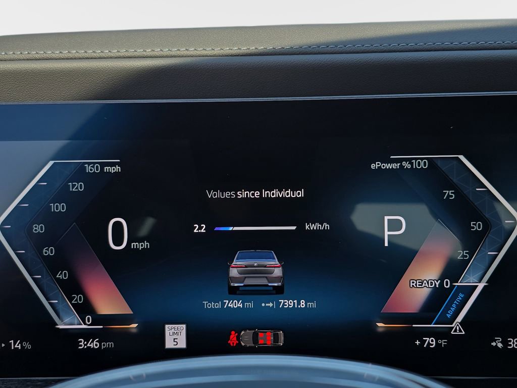 Used 2025 BMW i7 eDrive50 w/ Premium Package image 19