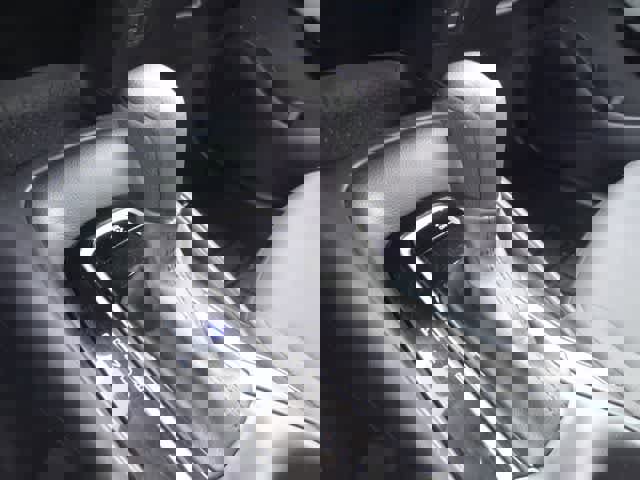 Used 2023 Toyota Corolla LE image 24