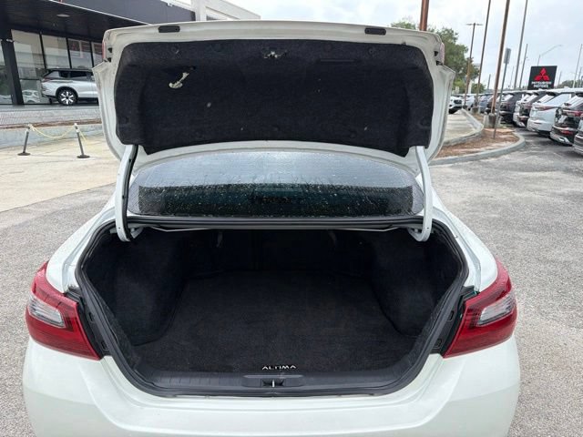 Used 2018 Nissan Altima 2.5 SR FWD image 13