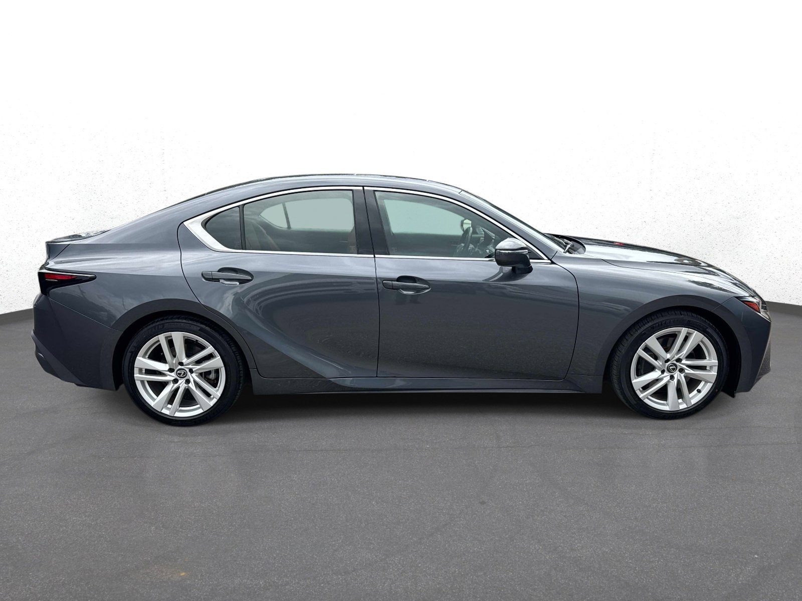 Used 2024 Lexus IS 300 w/ Comfort Package RWD image 2