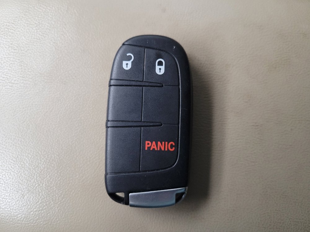 Used 2020 Dodge Journey SE w/ SE Popular Equipment Group FWD image 32