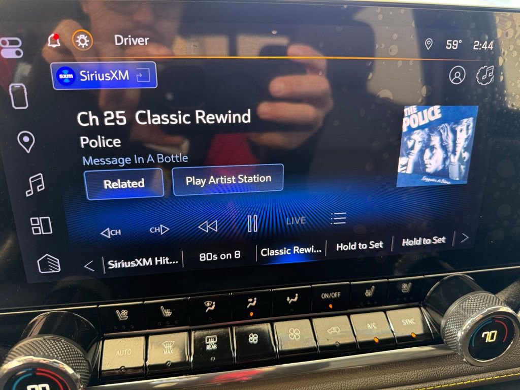 Used 2024 Chevrolet Colorado ZR2 w/ ZR2 Convenience Package III image 30