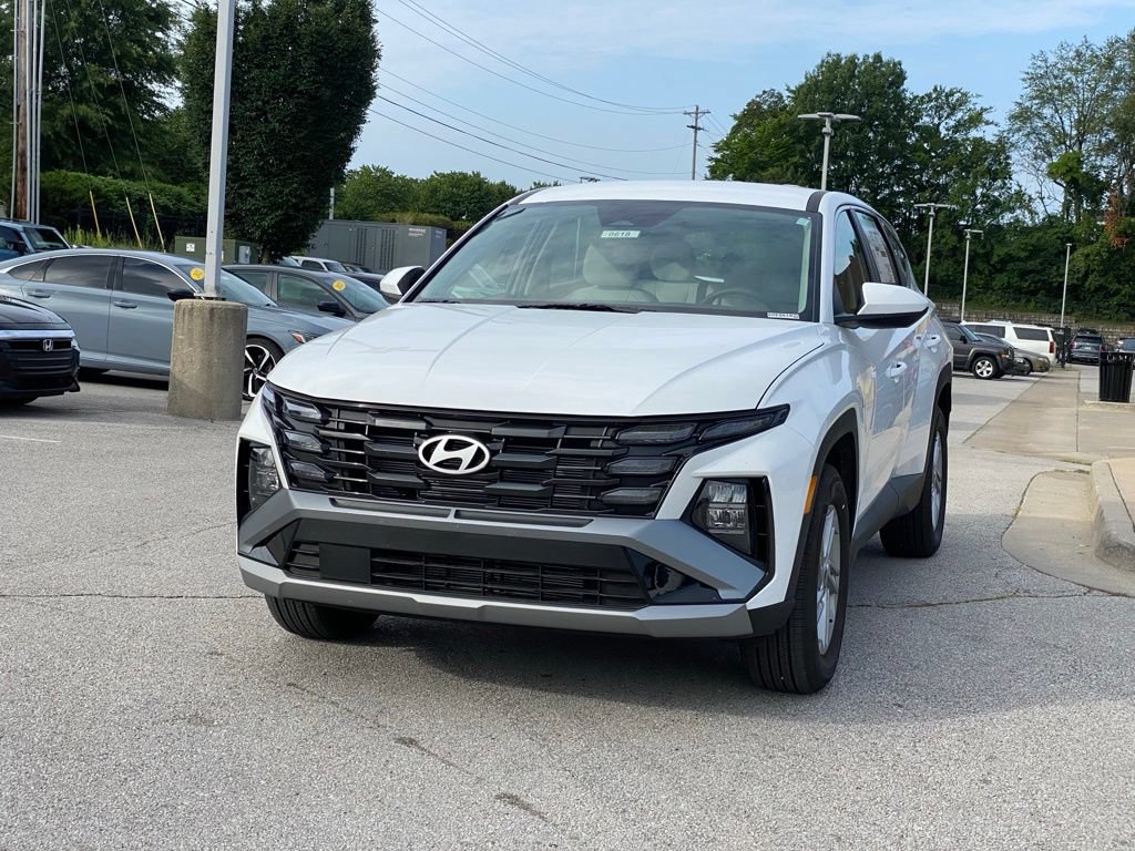 New 2026 Hyundai Tucson SE AWD/4WD image 3