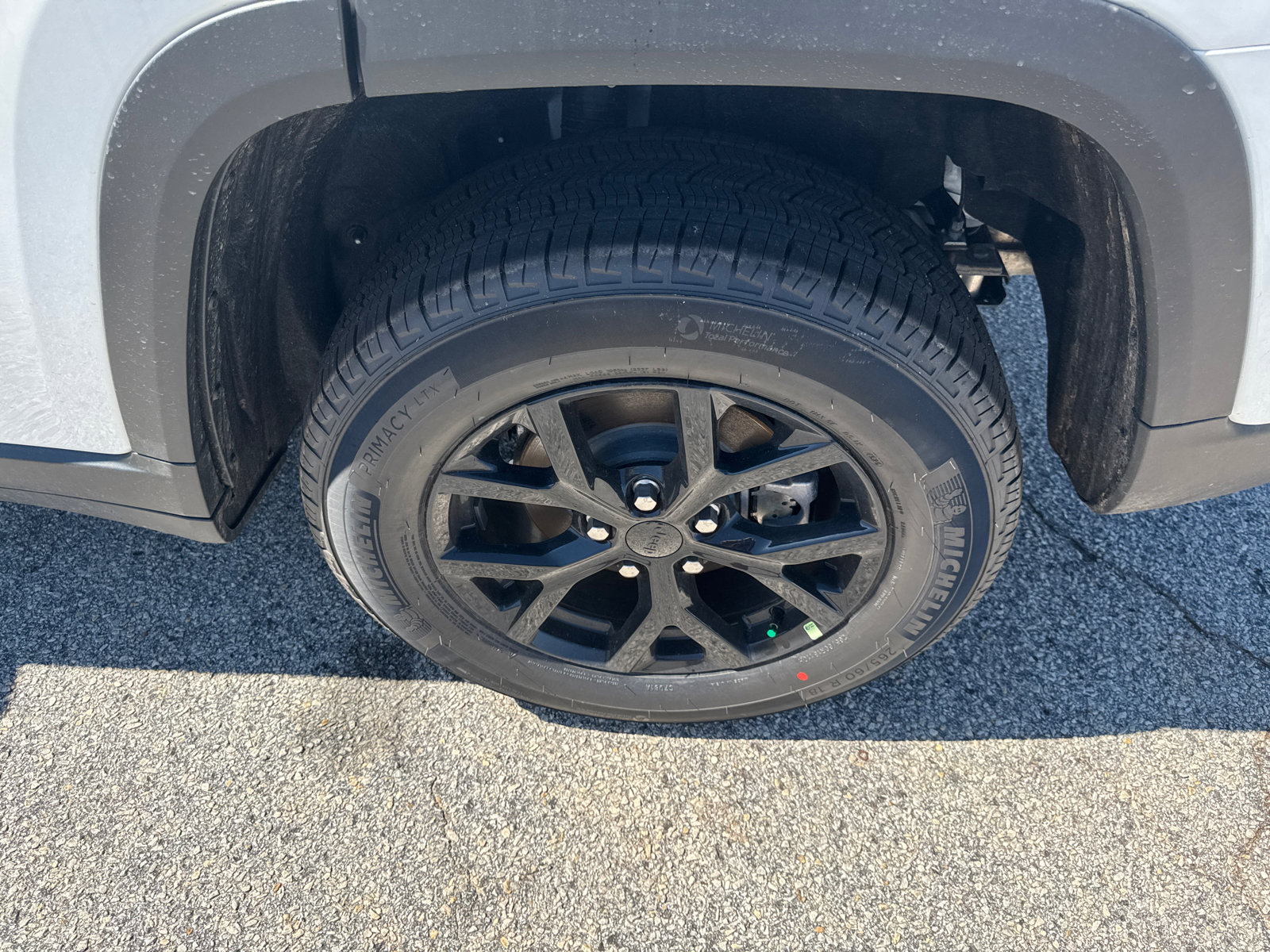 New 2026 Jeep Grand Cherokee Altitude RWD image 19