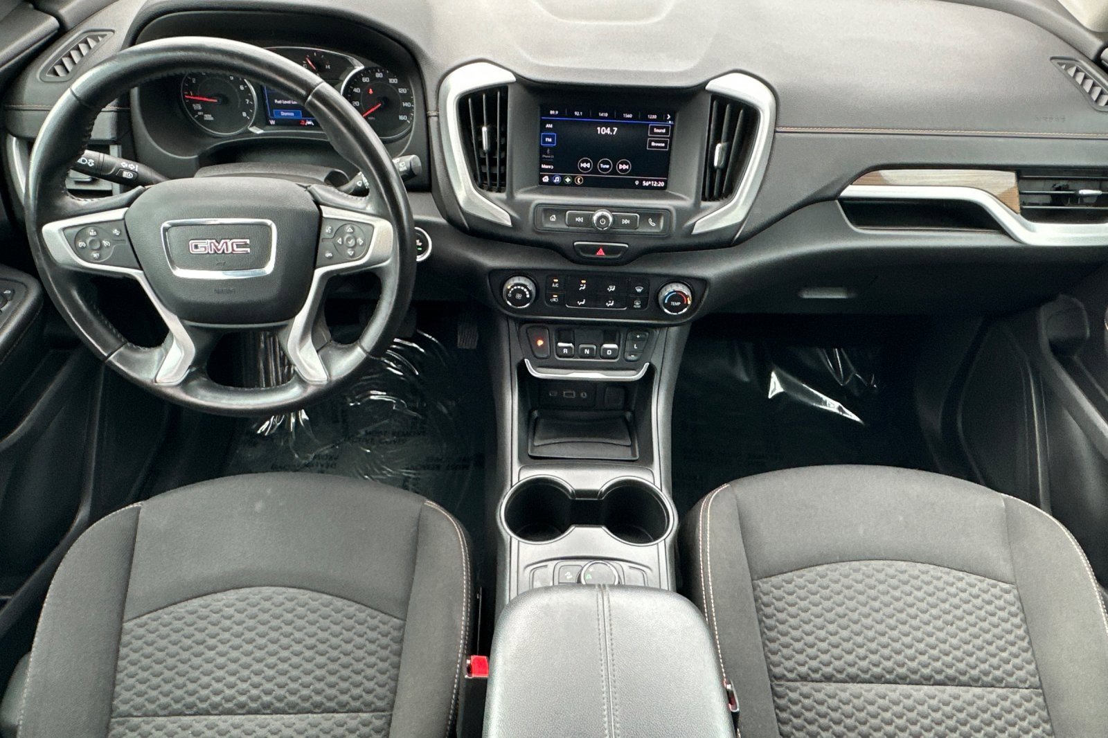 Used 2020 GMC Terrain SLE image 13