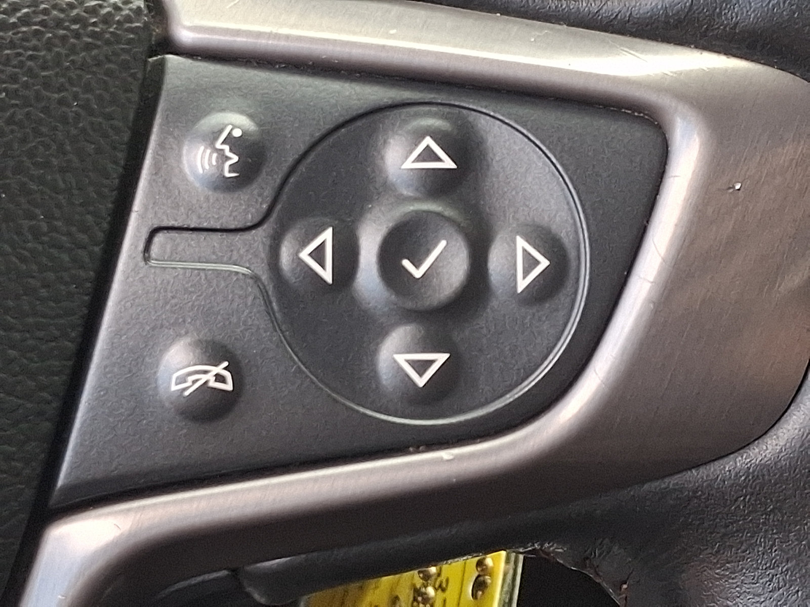 Used 2022 GMC Canyon AT4 w/ Driver Alert Package AWD/4WD image 21