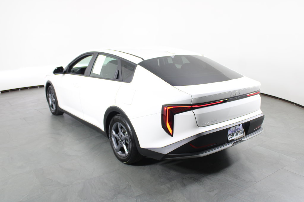 Used 2025 Kia K4 FWD image 15