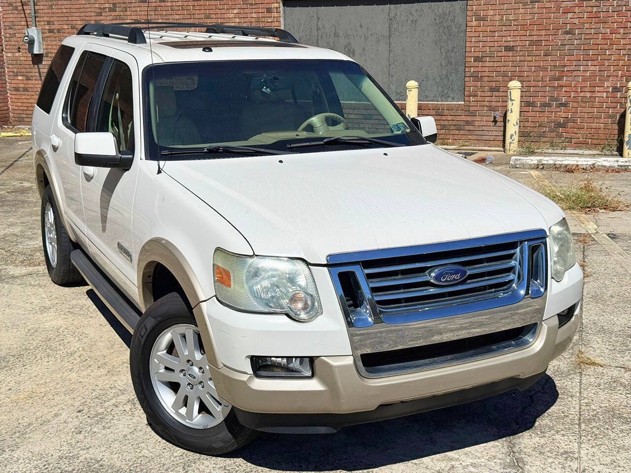 Used 2008 Ford Explorer Eddie Bauer AWD/4WD image 6
