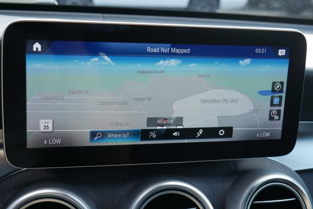 Used 2020 Mercedes-Benz GLC 300 4MATIC image 4
