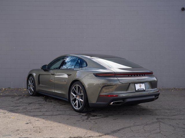 New 2026 Porsche Panamera 4 image 3