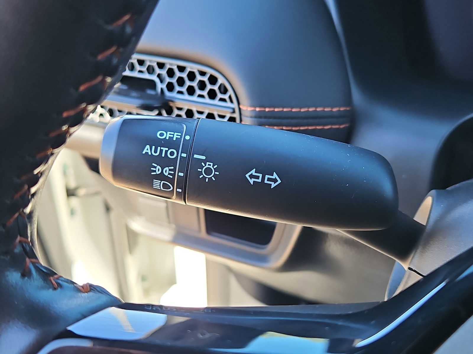 Used 2024 Honda HR-V Sport image 26