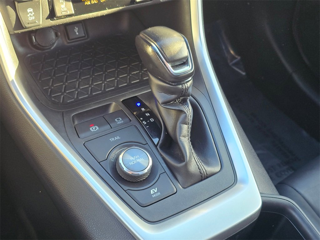 Certified 2022 Toyota RAV4 XSE w/ XSE Grade Weather Package image 27