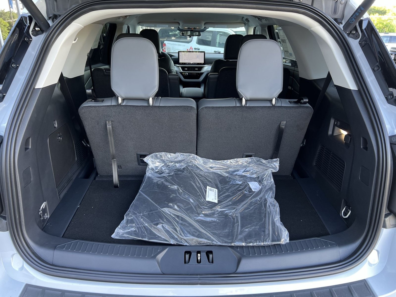 New 2026 Ford Explorer Active w/ Active Comfort Package AWD/4WD image 26