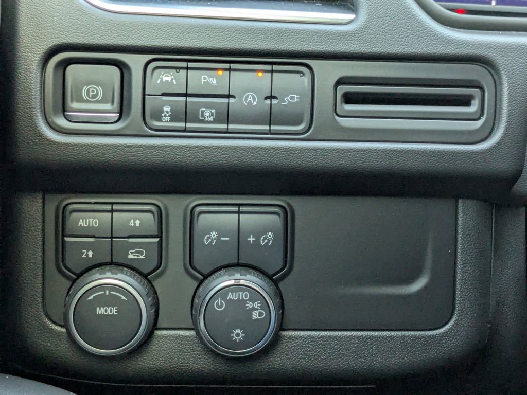 Certified 2022 Chevrolet Tahoe LT w/ LT Signature Plus Package image 36