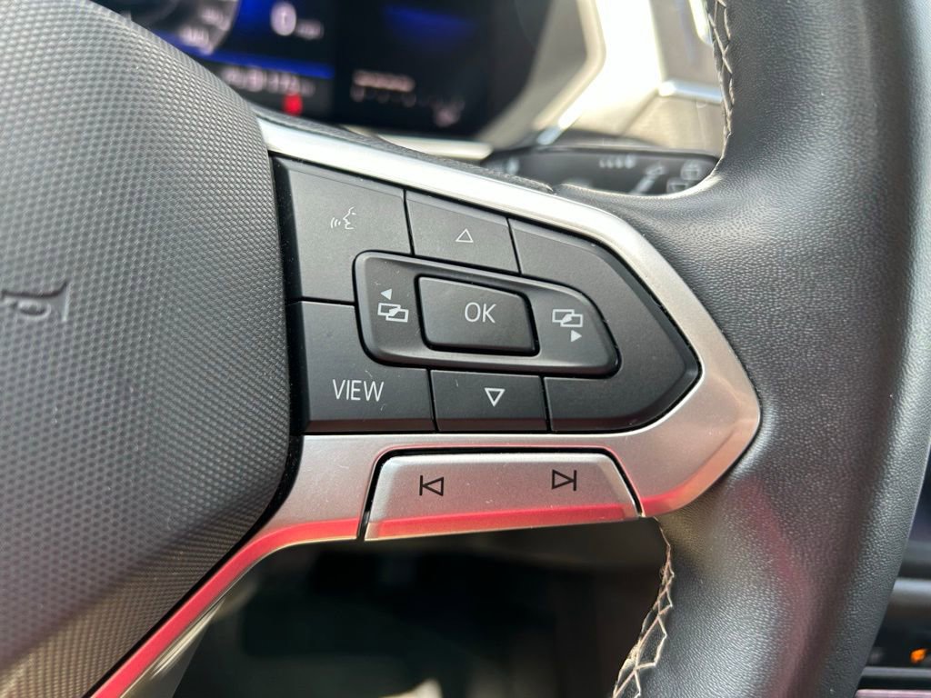 Used 2022 Volkswagen Tiguan SE w/ Panoramic Sunroof Package AWD/4WD image 18