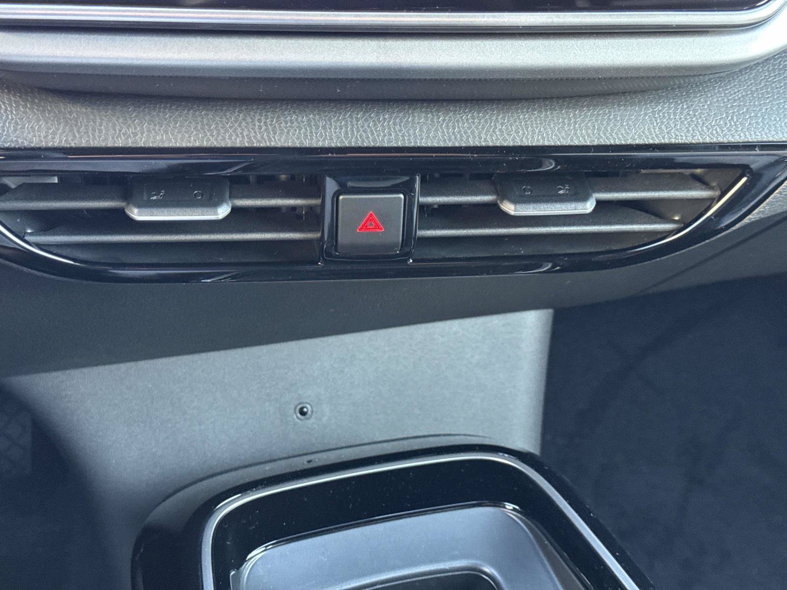 New 2026 Volkswagen ID.4 Pro RWD image 24