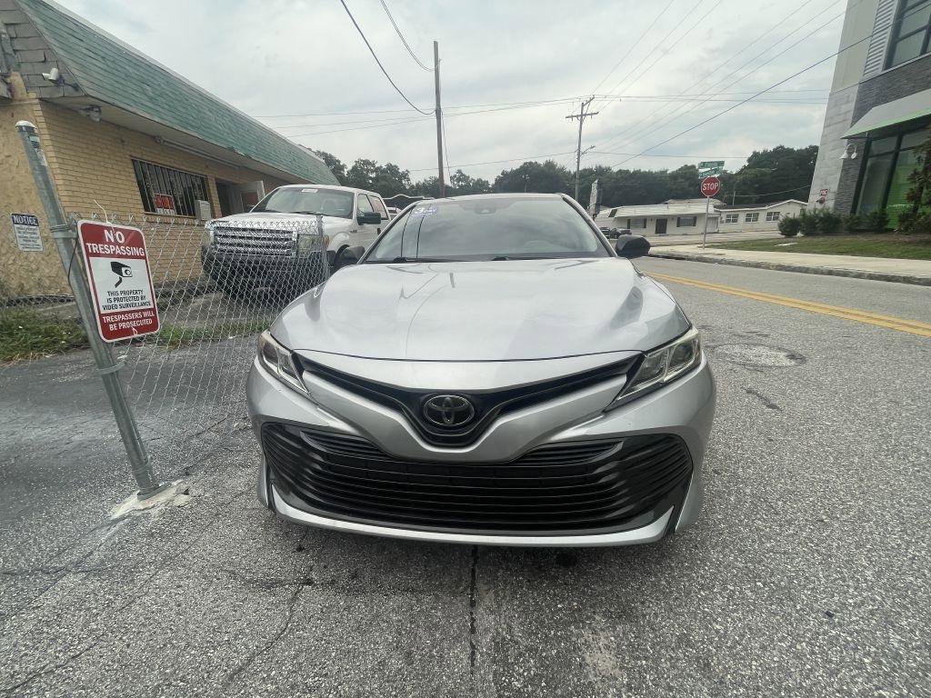 Used 2019 Toyota Camry LE FWD image 8