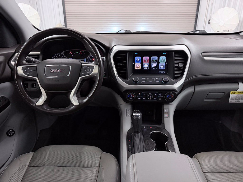 Used 2019 GMC Acadia SLT w/ LPO, Floor Liner Package FWD image 22