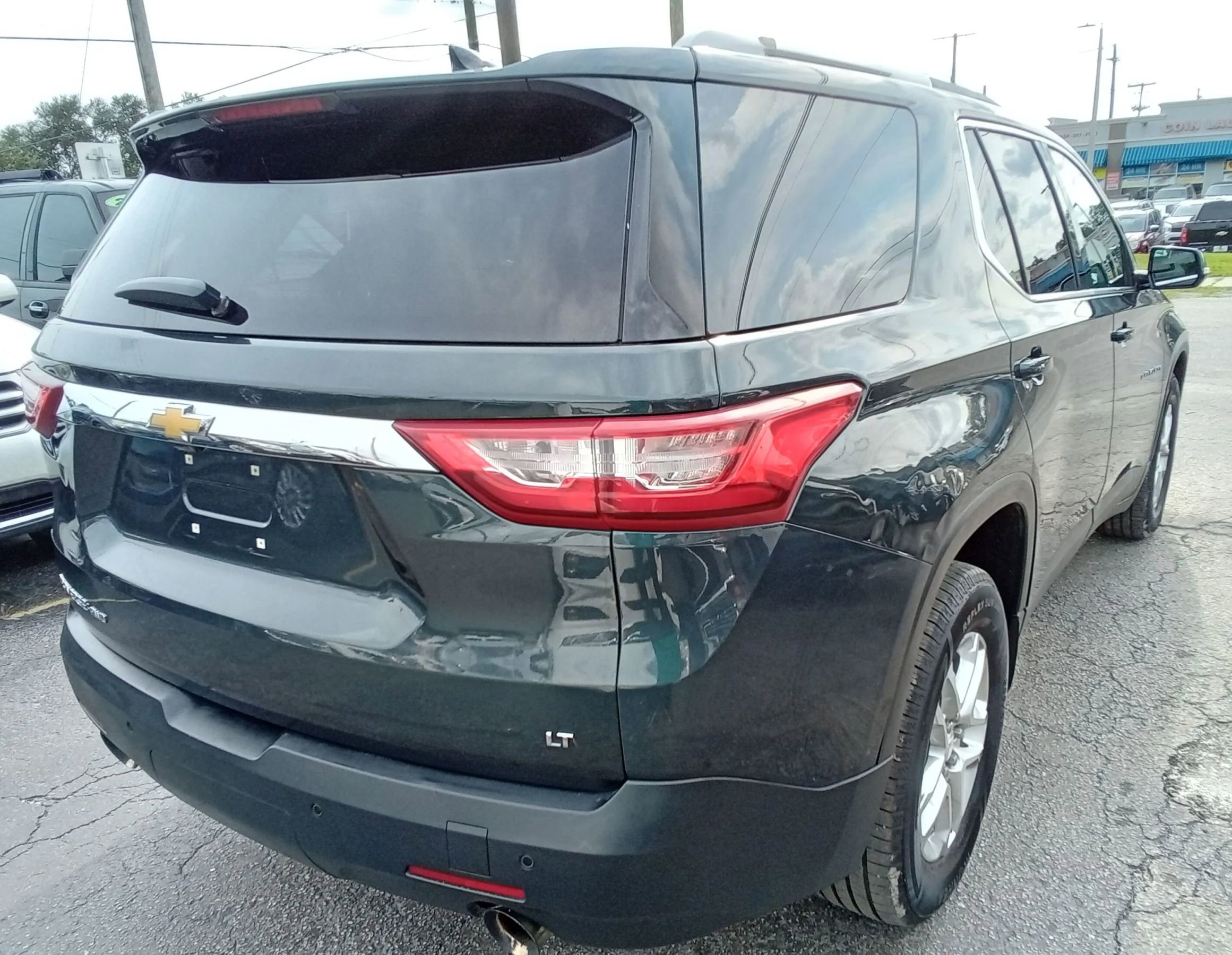 Used 2018 Chevrolet Traverse LT image 5
