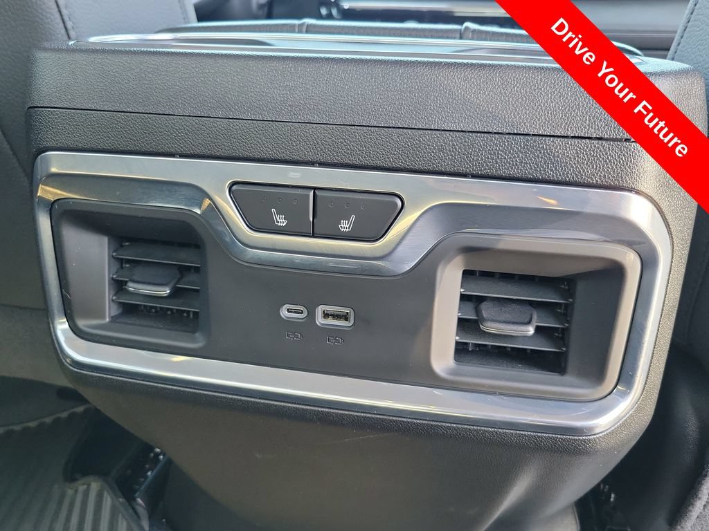 Used 2025 GMC Sierra 2500 Denali w/ Technology Package AWD/4WD image 25