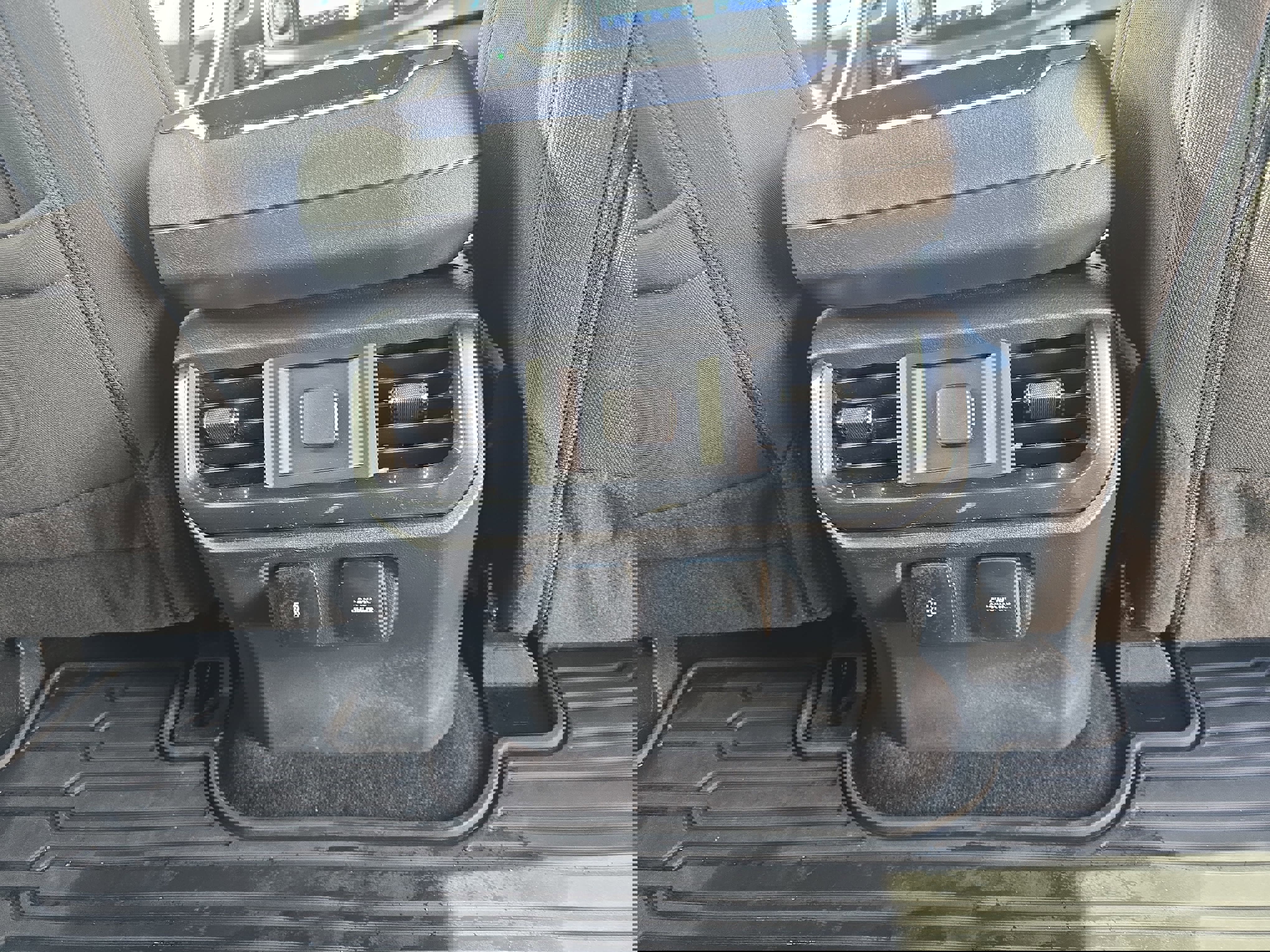 Used 2022 Ford F150 XLT w/ Equipment Group 302A High image 13