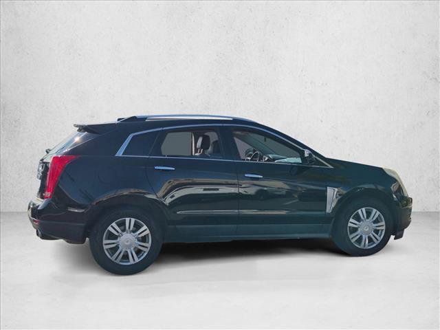 Used 2016 Cadillac SRX Luxury FWD image 4