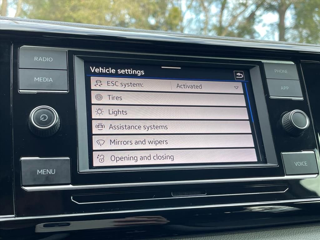 Used 2023 Volkswagen Taos S image 11