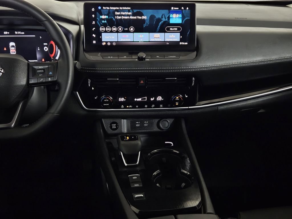 Used 2025 Nissan Rogue SL image 10