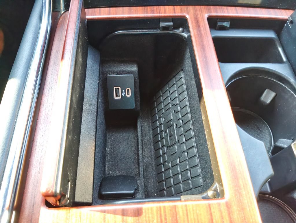 Used 2024 Lincoln Navigator L Reserve w/ Equipment Group 201A AWD/4WD image 37