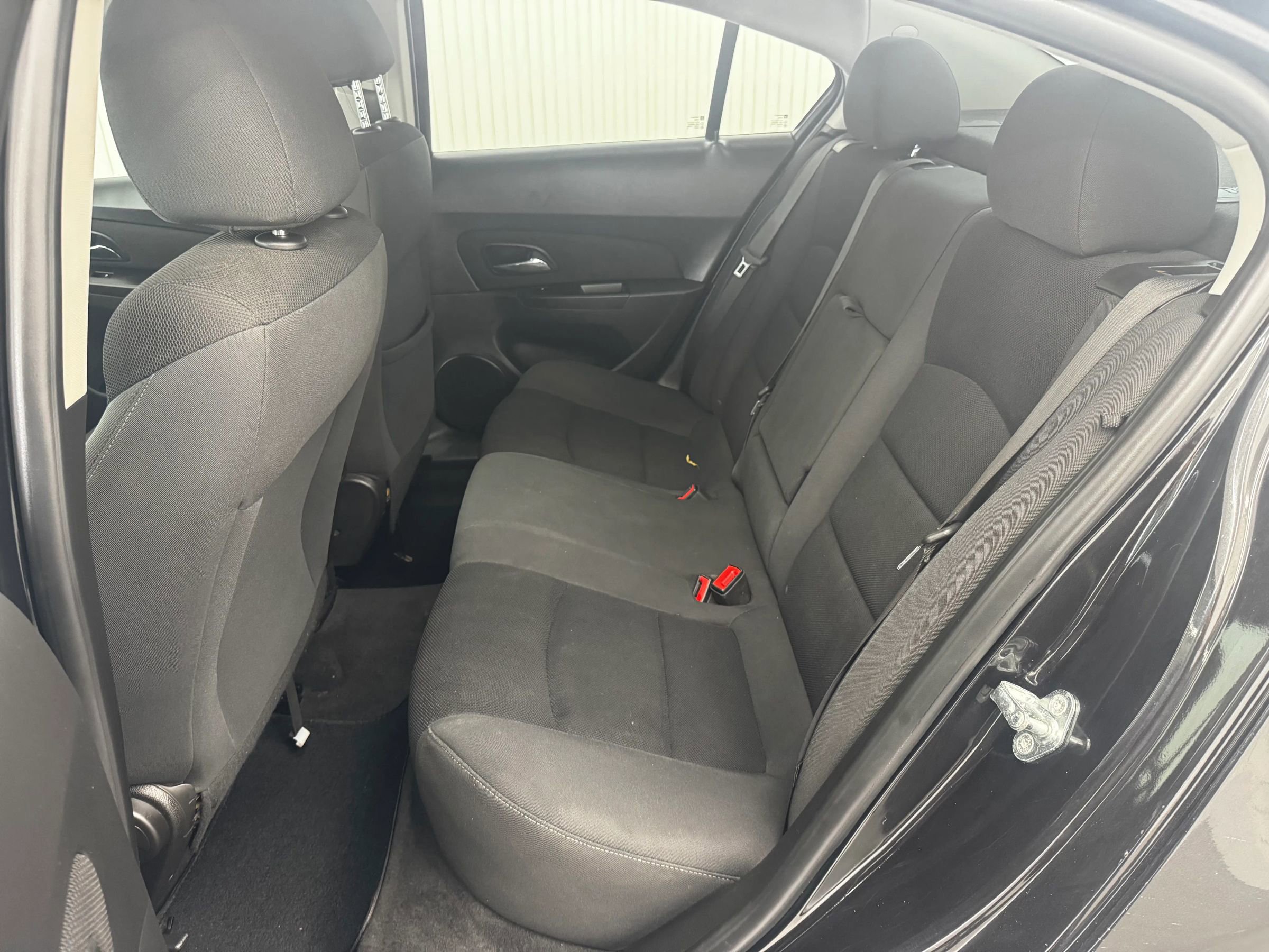 Used 2016 Chevrolet Cruze LT w/ Technology Package image 10