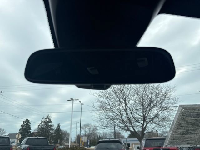 Certified 2025 Honda HR-V Sport image 33