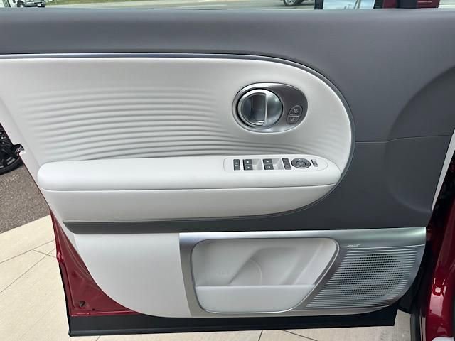 New 2026 Hyundai Ioniq 9 Limited image 9