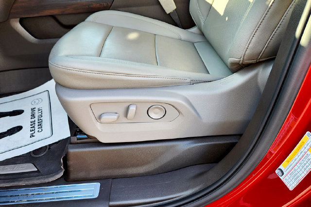 Used 2026 GMC Sierra 1500 SLT w/ SLT Premium Plus Package AWD/4WD image 16