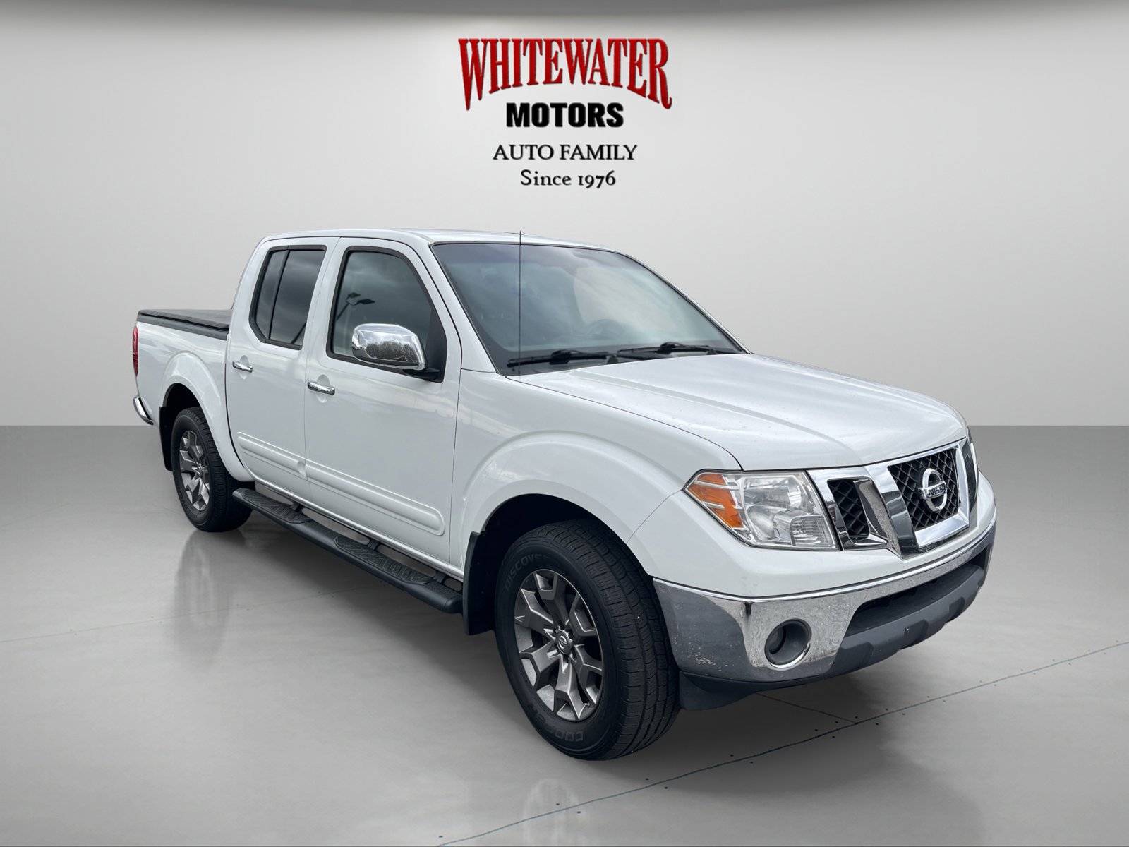 Used 2015 Nissan Frontier SL AWD/4WD image 7