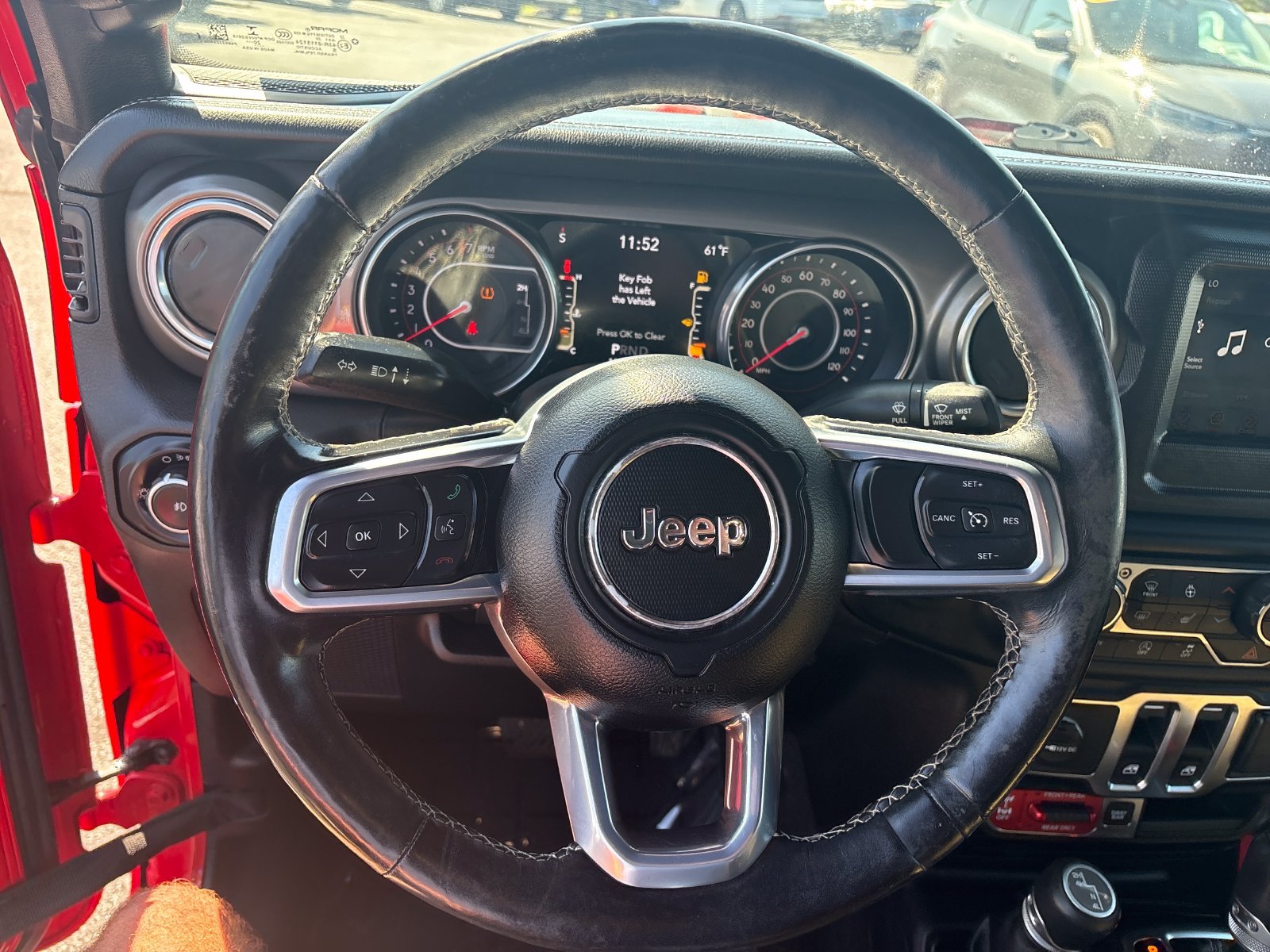 Used 2019 Jeep Wrangler Rubicon w/ Cold Weather Group AWD/4WD image 15